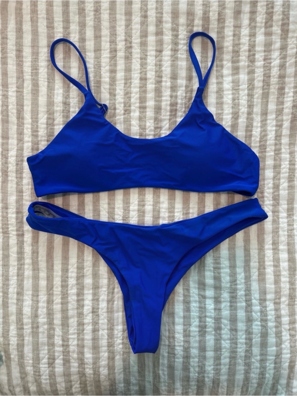 SHEIN Bright Royal Blue Scoop Bralette Bikini Set